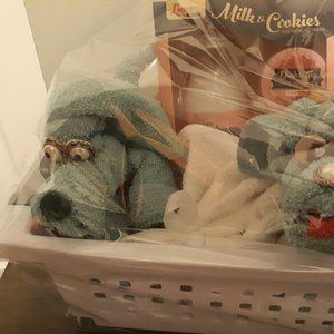 Gift Basket: Handcrafted Animal bath set